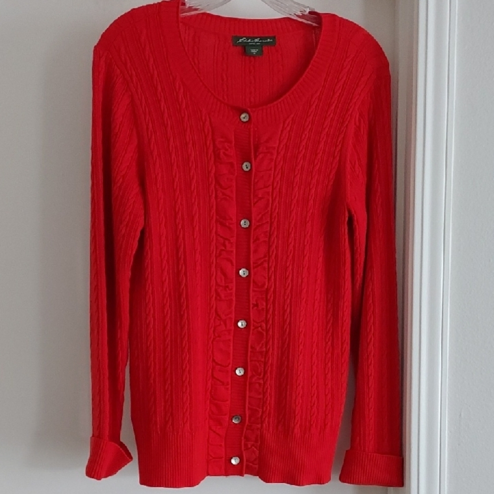 Red Sweater M